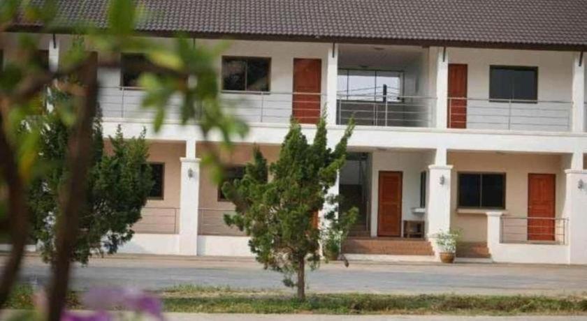 Tararin Hotel Csiangszen Kültér fotó